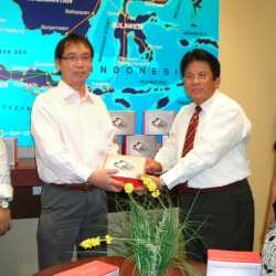 XL Gandeng Toko Gadget Jajakan 3G-HSDPA 